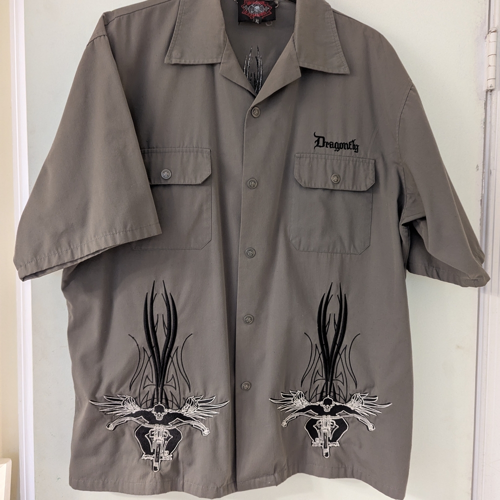 XL Gray Embroidered Button Down Shirt